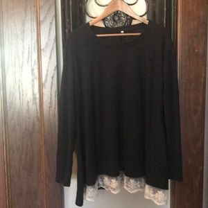 Black long sleeved T with cream lace